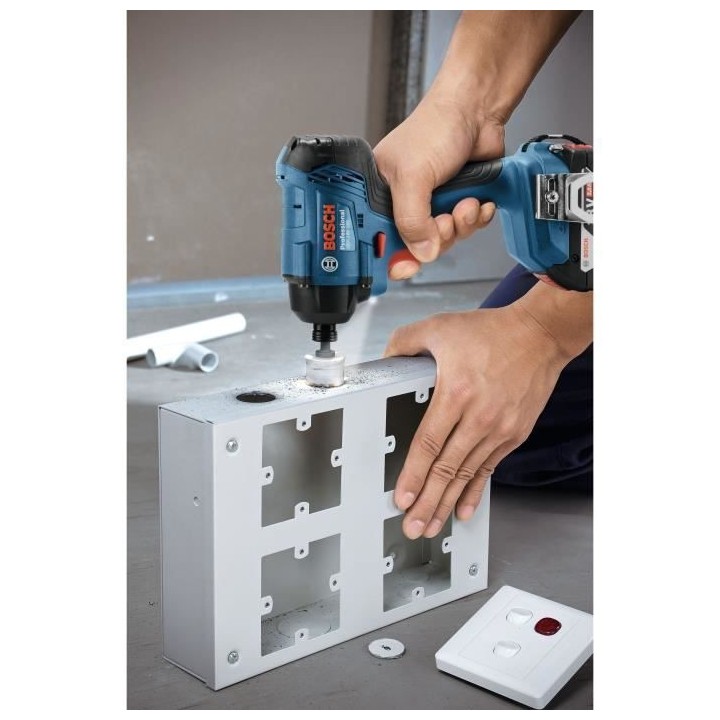 Visseuse a chocs Bosch Professional GDR 18V-160 + 2 batteries 2,0Ah +