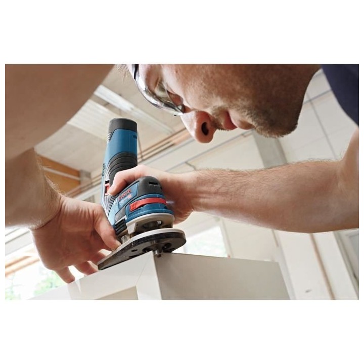 Affleureuse Bosch Professional GKF 12V-8 sans batterie moteur EC sans