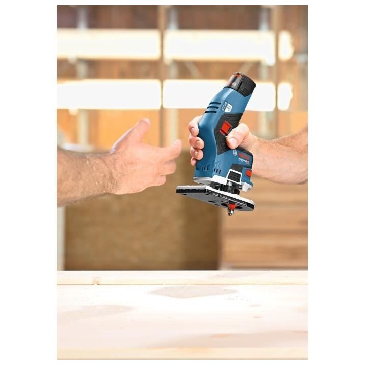 Affleureuse Bosch Professional GKF 12V-8 sans batterie moteur EC sans