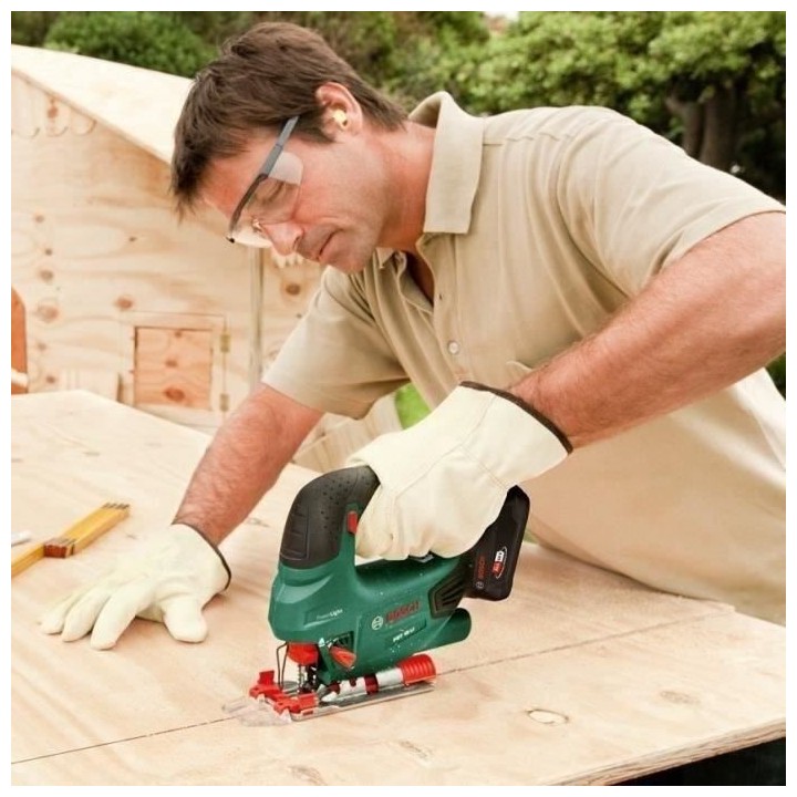 Pack 2 outils Bosch - Perceuse a percussion UniversalImpact 18 + Scie