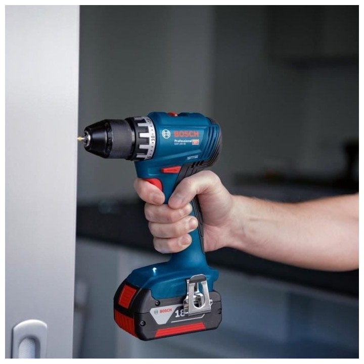 Perceuse-visseuse Bosch professional GSR 18V + 2 batteries 2,0Ah + cha