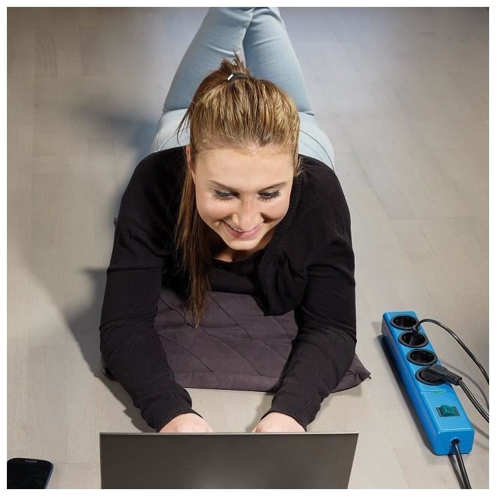 Brennenstuhl Hugo Socle Multiprise Parasurtenseur Bleu 4 Prises 2m 195