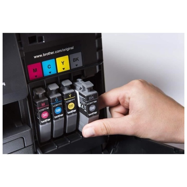 Cartouche d'encre cyan Brother LC-3217C - Rendement 550 pages
