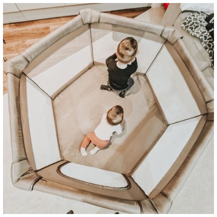 Parc a bébé - DREAMBABY - EXPLORE - Rembourré avec tapis de sol ada