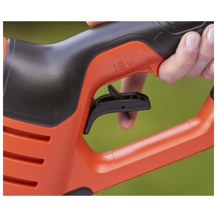BLACK+DECKER BCPC18B-XJ Nettoyeur a pression 24 bars sans fil LITHIUM