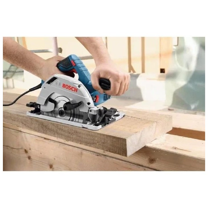 Scie circulaire Bosch Professional GKS 55+ GCE - 1350 W - Capacité de