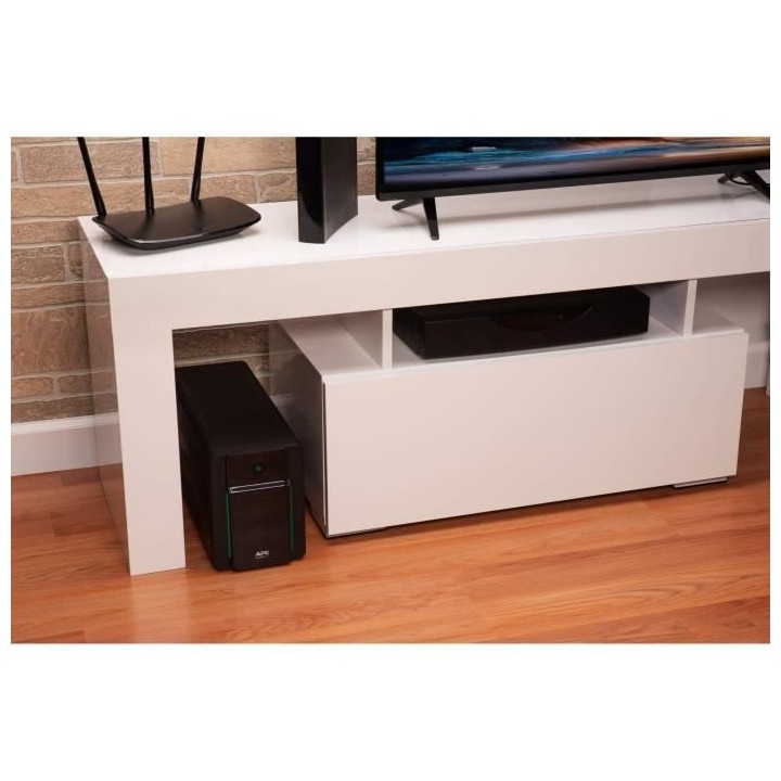 APC - APC Easy UPS BVX Series BVX1600LI - Onduleur - 1600VA