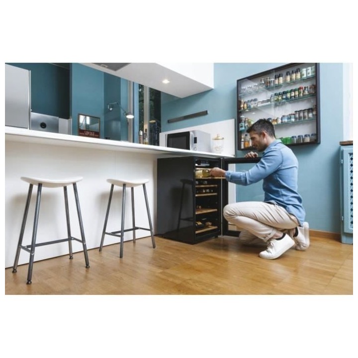 CANDY CWC 154 EEL/N - Cave a Vin de service WIFI - 41 bouteilles 121L