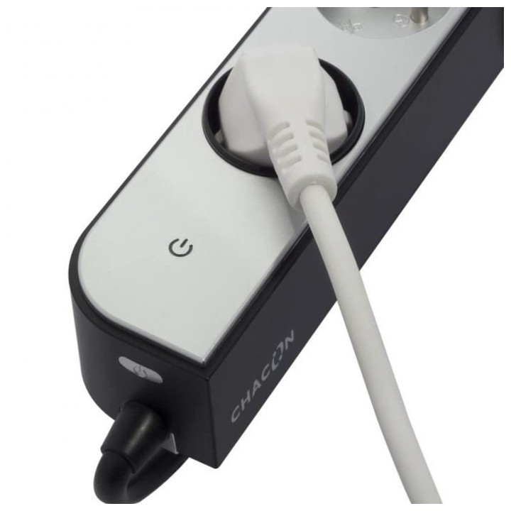 CHACON Bloc multiprise 5 prises 16 A avec 2 ports USB et câble 1,5 m