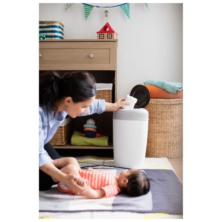 TOMMEE TIPPEE Starter Pack, Poubelle a Couches Simplee, Comprend 6x Re