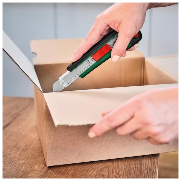 Cutter a lame sectionnable