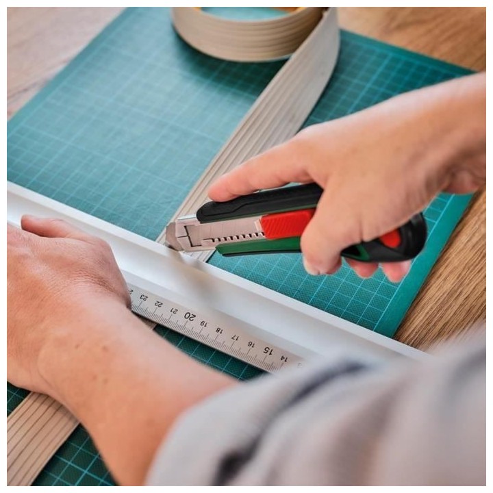 Cutter a lame sectionnable