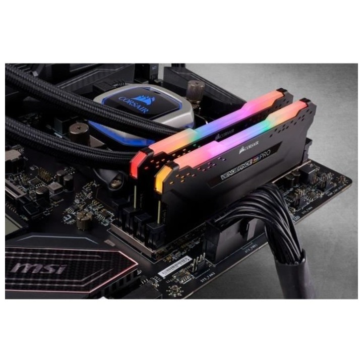 Mémoire RAM - CORSAIR - Vengeance RGB Pro DDR4 - 32GB 2x16GB DIMM - 3