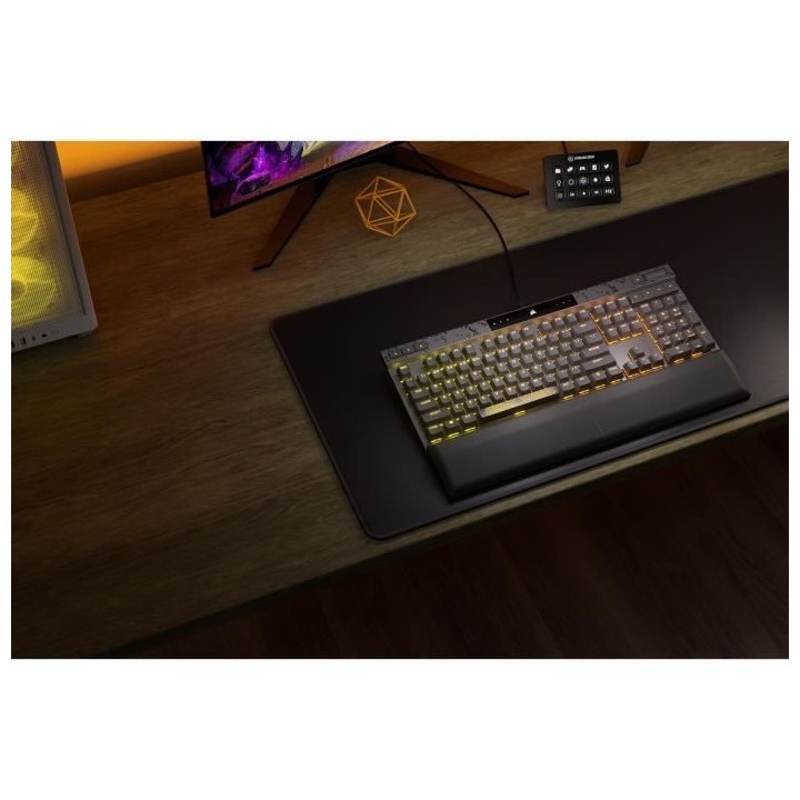 Clavier Corsair K70 MAX RGB, Black
