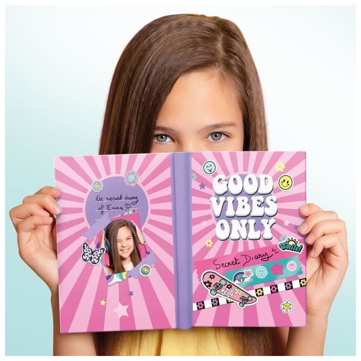 Canal Toys - Style For Ever- Carnet Secret de Scrapbooking- OFG 298