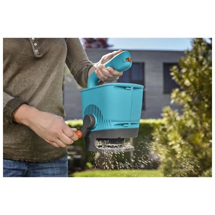 GARDENA Epandeur a main M – Capacité totale 1.8L – Surface 100m²