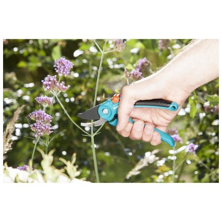 GARDENA Sécateur réglable a lame franche Classic B/ S – Ø20mm max