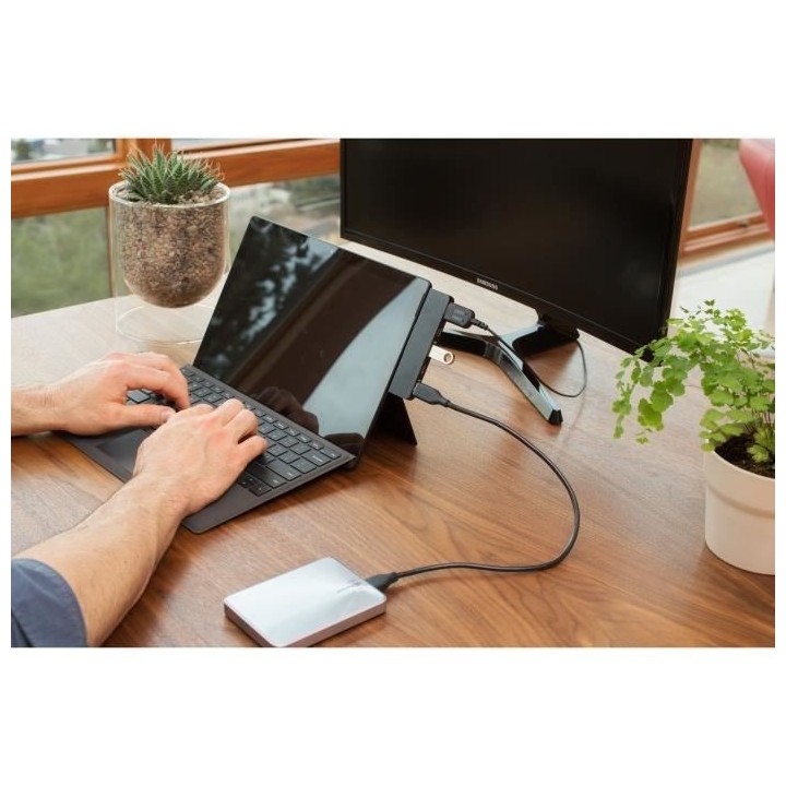 HYPER HyperDrive DUO 7-en-2 pour MacBook Pro - Ports : HDMI 4K60Hz - U