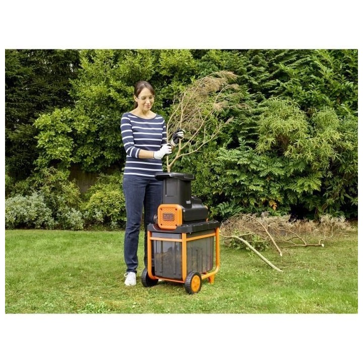 Broyeur de Végétaux BLACK+DECKER BEGAS5800-QS - Capacité de Broyage