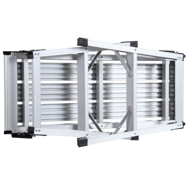 Marche pied en aluminium DEFPRO - Pliable avec pieds antidérapants -