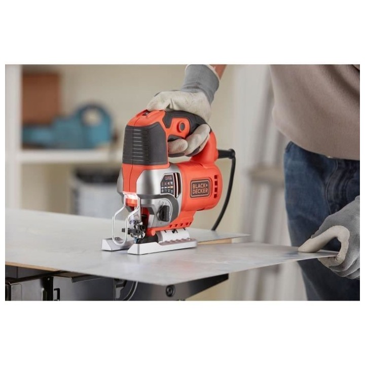 Scie sauteuse pendulaire filaire - BLACK & DECKER - BES610KA5-QS - 650