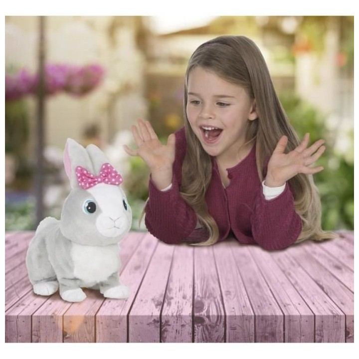 Peluche a fonctions Betsy, mon petit lapin