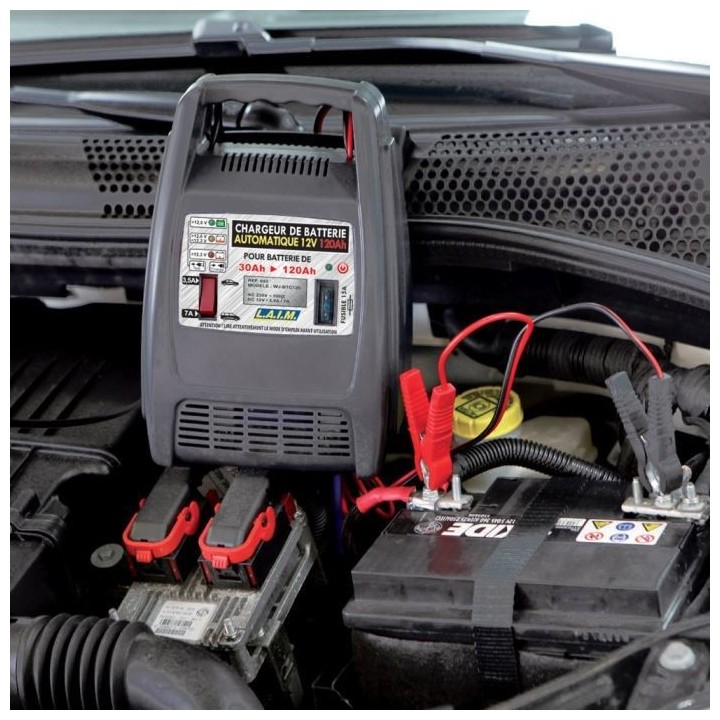 CHARGEUR BATTERIE 12V 120AH AUTOMATIQUE (10A)