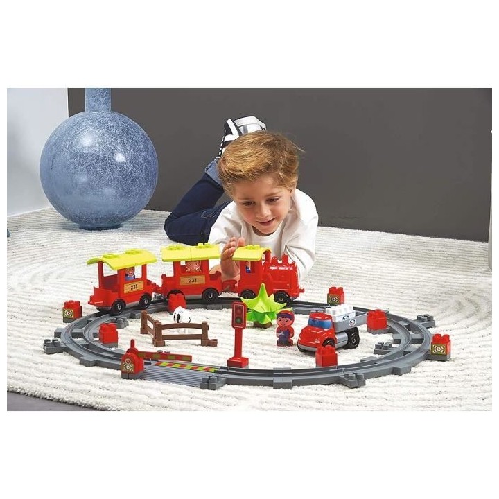 Train vapeur - Ecoiffier - Circuit de train avec locomotive et wagons