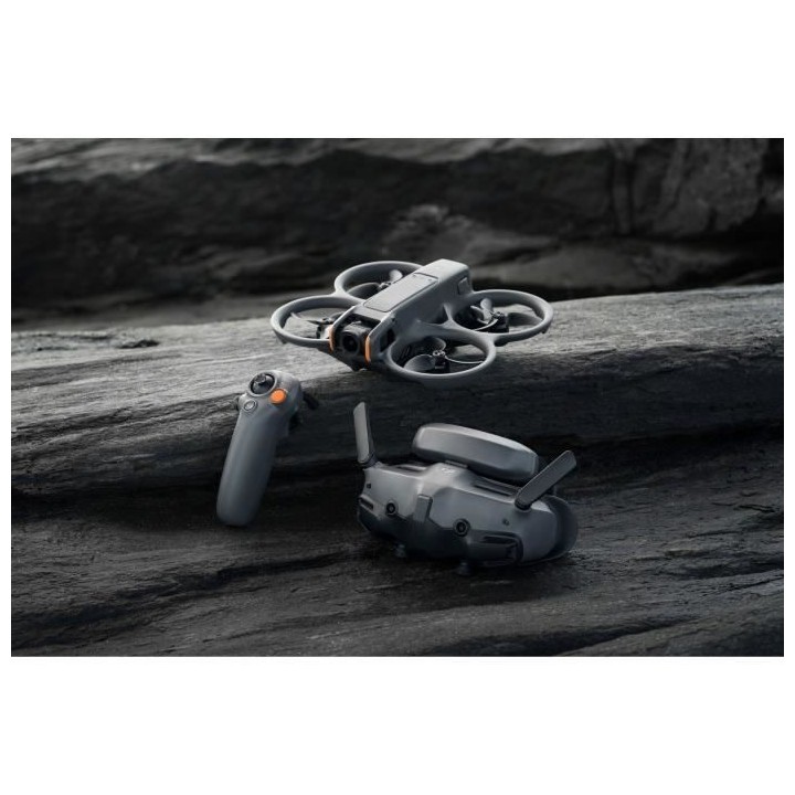 Drone - DJI - Avata 2 - Caméra 4K - Autonomie 25 min - RC Motion 3 et