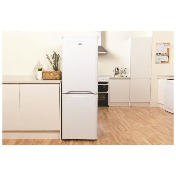 INDESIT NCAA55 - Réfrigérateur congélateur bas - 217L (150+67) - Fr