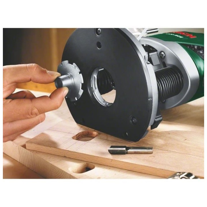 Défonceuse Bosch - POF 1400 ACE (1400W, livrée avec set d'accessoire