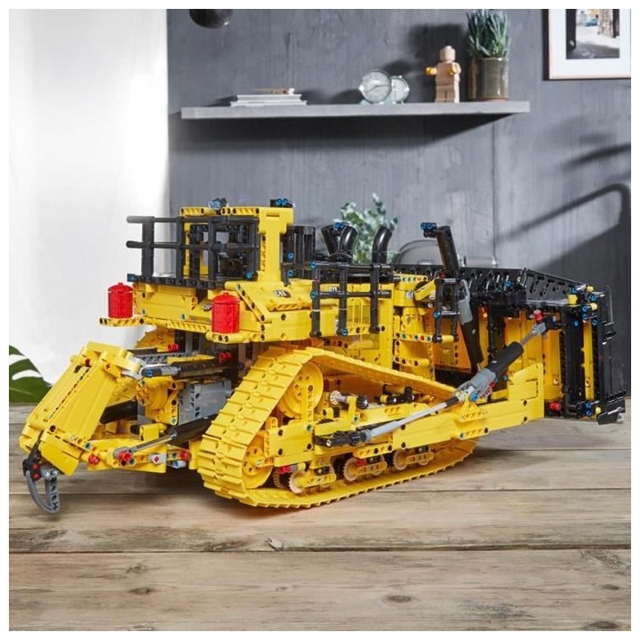 LEGO 42131 Technic Bulldozer D11 Cat Véhicule de Chantier Télécomma