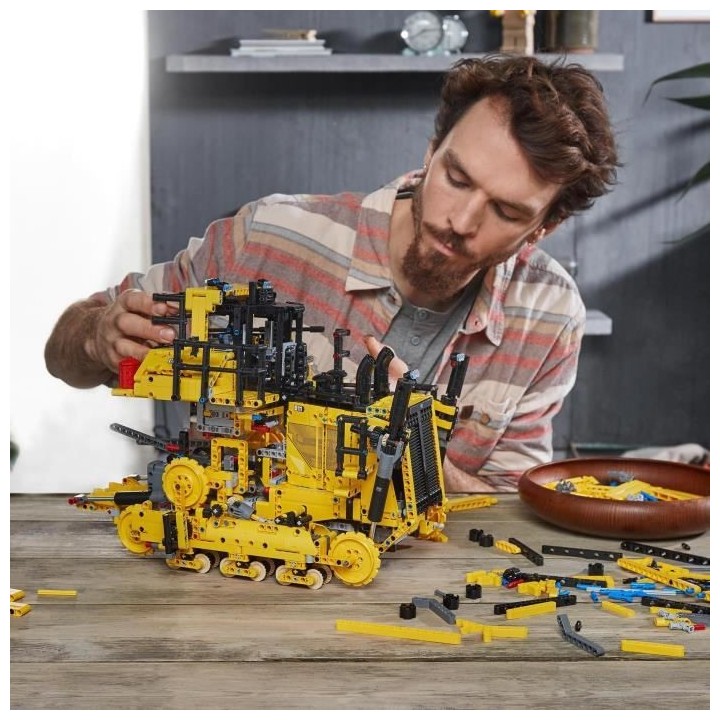 LEGO 42131 Technic Bulldozer D11 Cat Véhicule de Chantier Télécomma
