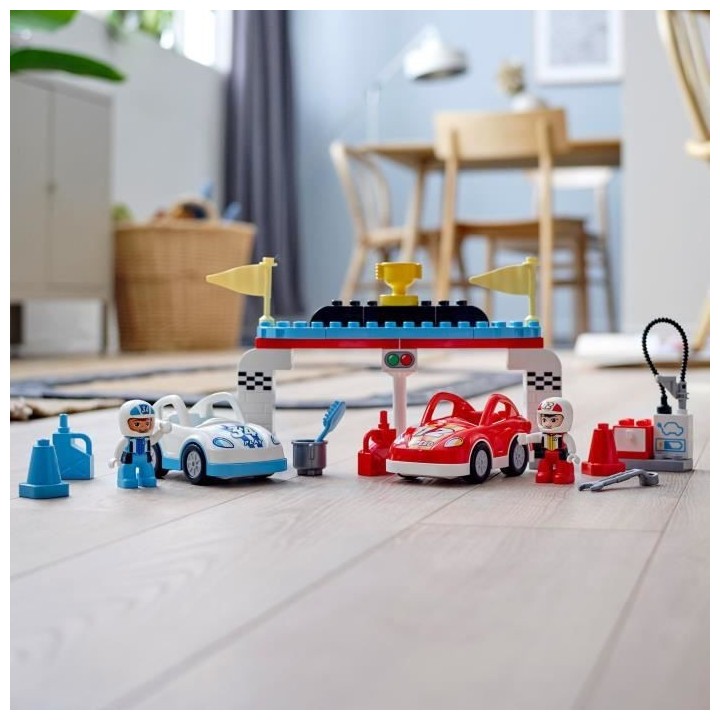 LEGO 10947 DUPLO Les voitures de course Jouet Enfant 2+ ans, Petites V