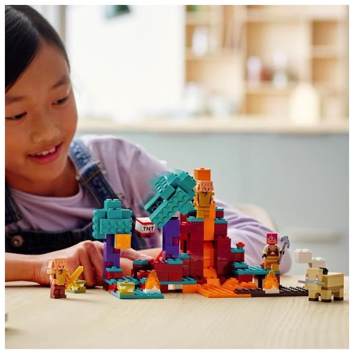 LEGO Minecraft 21168 La Foret Biscornue, Jouet sur le Nether, avec TNT