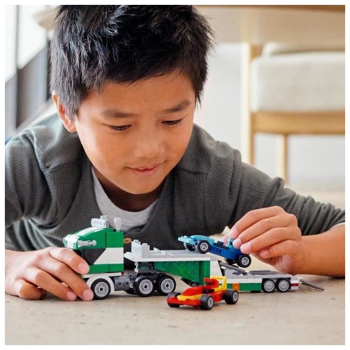 LEGO Creator 3-en-1 31113 Le Transporteur de Voitures de Course, Jouet
