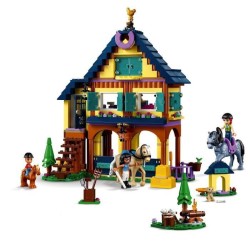 LEGO 41683 Friends Le centre équestre de la foret – Jouet Cheval avec Mini-Poupées pour Filles et Garçons