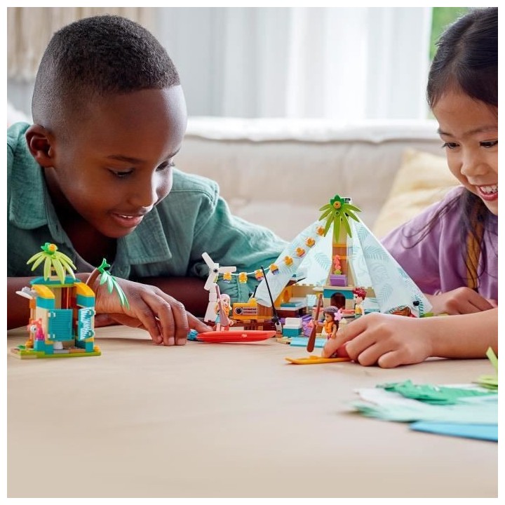 LEGO 41700 Friends Camping Glamour Set de Glamping, Jouet pour Filles