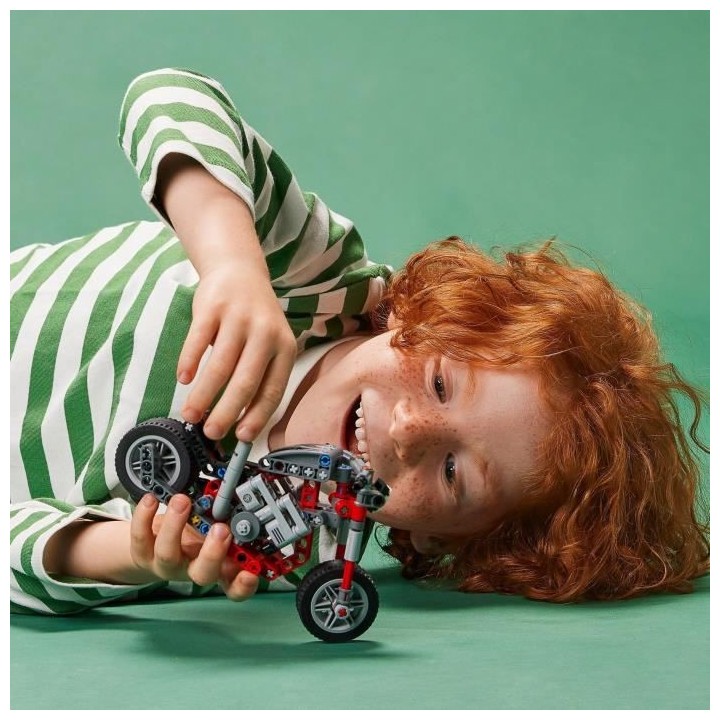 LEGO 42132 La Moto, Maquette a Construire 2 en 1, Jouet de Constructio