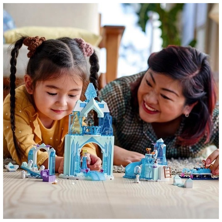 LEGO 4+ Disney 43194 Le monde féérique d'Anna et Elsa de la Reine de