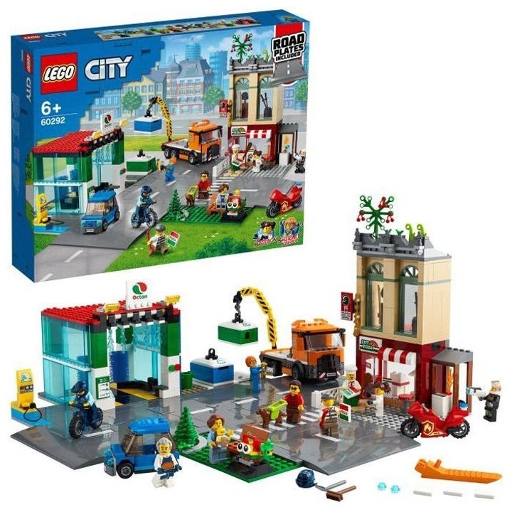LEGO City 60292 Le Centre-Ville, Jouet de Restaurant, avec Voiture, V