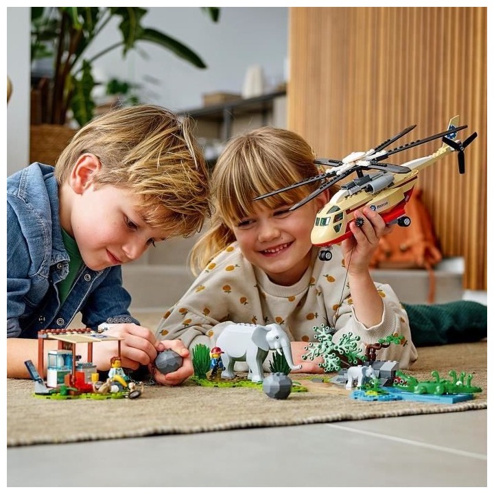 LEGO City 60302 L'Opération de Sauvetage des Animaux Sauvages, Figuri