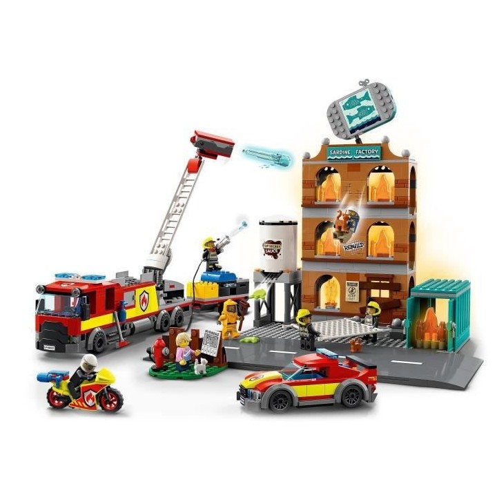 LEGO 60321 City Fire La Brigade Pompiers Set de Construction avec Flam