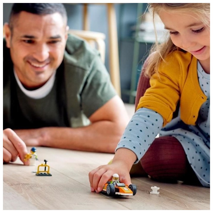 LEGO 60322 City Great Vehicles La Voiture de Course, Jouets Créatifs