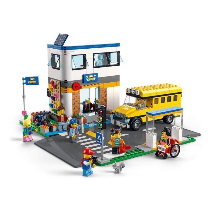 LEGO 60329 City Une Journée d'École, Jouet de Construction Bus, 2 Cl