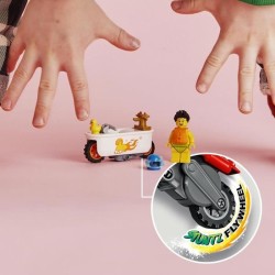 LEGO 60333 City Stuntz La Moto de Cascade Baignoire, Jouet avec Minifigurines de Cascadeurs, Idée Cadeau pour Garçons et Fille