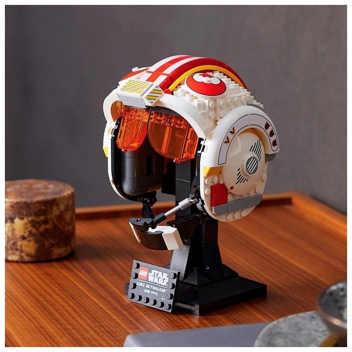 LEGO 75327 Star Wars Le Casque Red Five De Luke Skywalker Modele Rédu