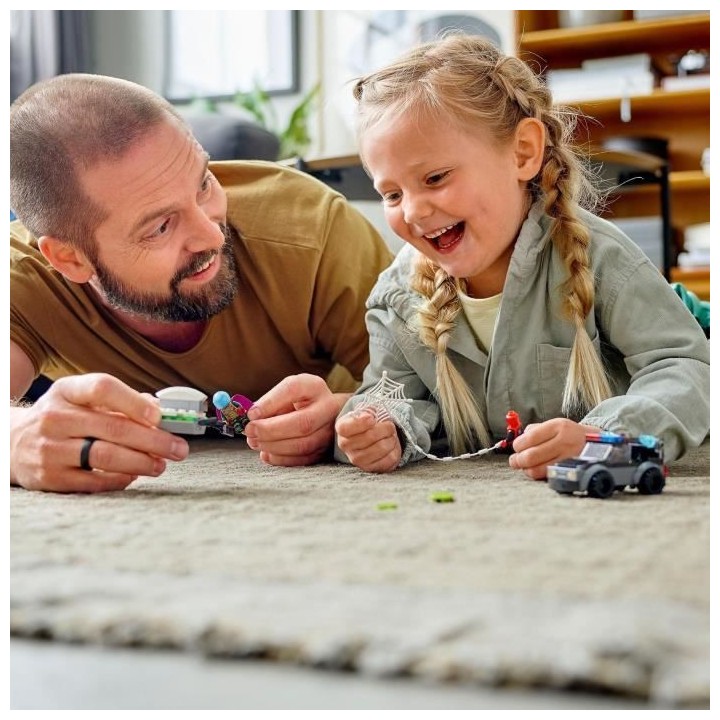 LEGO 76184 Marvel L'Attaque du Drone : Spider-Man contre Mystério, Je