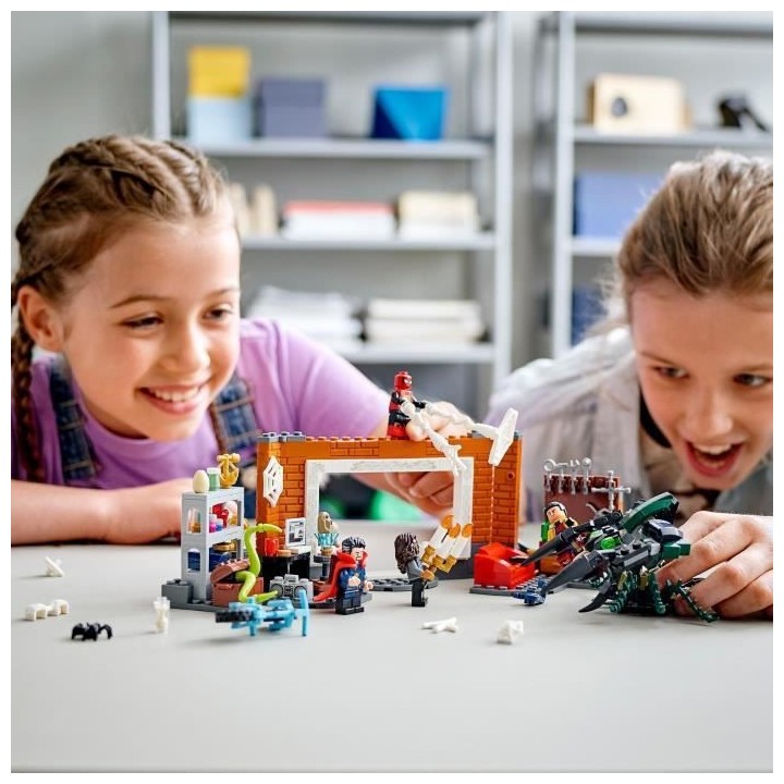 LEGO 76185 Marvel Spider-Man dans l'Atelier du Saint des Saints, Jouet