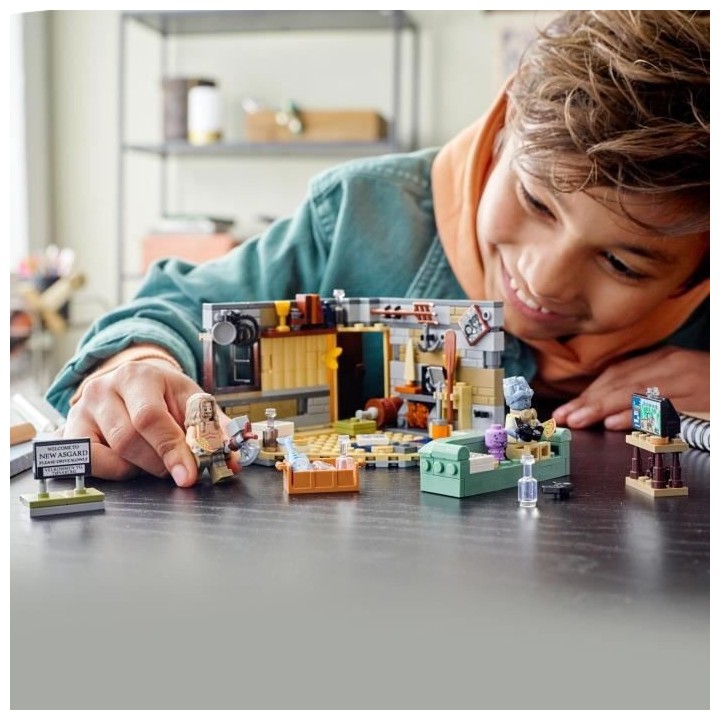 LEGO 76200 Marvel Le nouvel Asgard de Bro Thor, Figurines Marvel Bro T